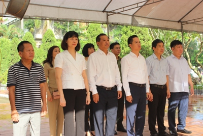 Quận Hoàn Kiếm: Dâng hương, tri ân các anh hùng liệt sỹ