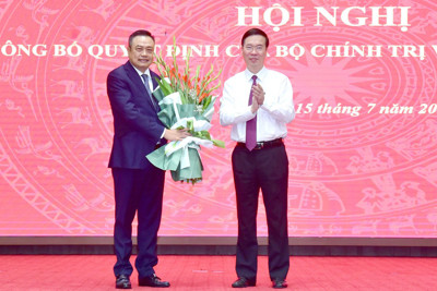 Đồng chí Trần Sỹ Thanh giữ chức Phó Bí thư Thành ủy Hà Nội