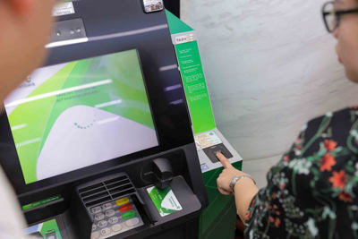 Vietcombank ứng dụng căn cước công dân gắn chip trong các giao dịch ngân hàng