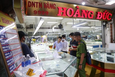 Bắt nghi phạm dùng súng cướp tiệm vàng tại Thừa Thiên Huế