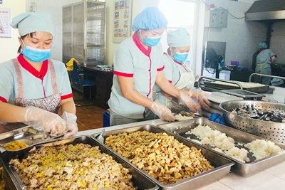 Quận Thanh Xuân: Kiểm soát ATTP tại bếp ăn trường học