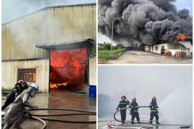 Cháy lớn tại khu nhà xưởng rộng 4.000m2 ở Mê Linh