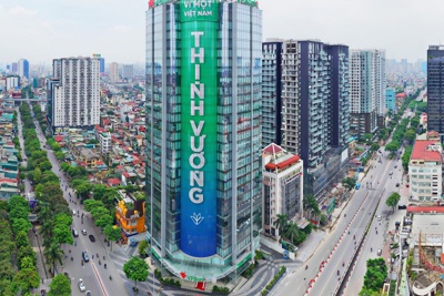 VPBank lập kỷ lục Việt Nam với biển quảng cáo in tên hơn 10.000 CBNV