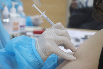 Tiêm vaccine phòng Covid-19 là biện pháp hiệu quả, chiến lược để chống dịch