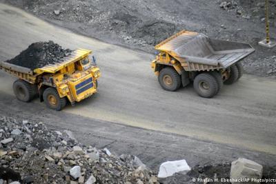 EU chồng chất khó khăn khi cấm nhập khẩu than của Nga