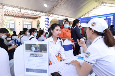 Đại hội tuyển dụng tại NovaWorld Phan Thiet hấp dẫn hơn 1.000 người lao động