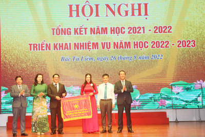 Quận Bắc Từ Liêm biểu dương, khen thưởng nhiều cá nhân tập thể năm học 2021-2022