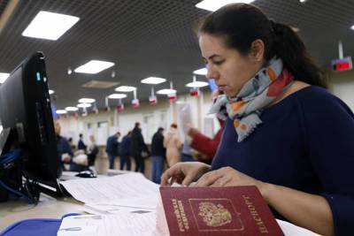 Điện Kremlin: Cấm thị thực với du khách Nga là hành động chống Moscow “điên cuồng”