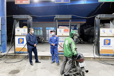 Hà Nội ngăn chặn hiện tượng dừng bán xăng dầu trong kỳ nghỉ 2/9