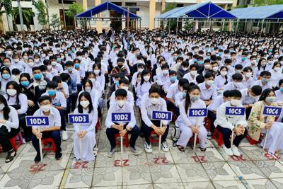 Hàng triệu học sinh ở Đồng bằng sông Cửu Long vui đón năm học mới