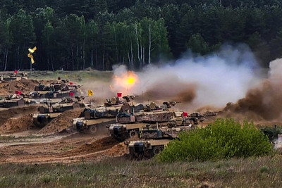 Ba Lan trang bị vũ khí trước nguy cơ xung đột quân sự với Nga