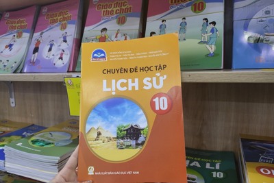 Còn 7.000 học sinh ở TP Hồ Chí Minh chưa có sách giáo khoa