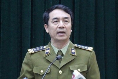 Nhận hối lộ 300 triệu đồng, cựu Cục phó QLTT Trần Hùng bị truy tố 