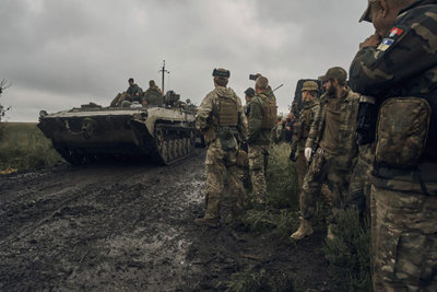 Phương Tây “sốc” trước chiến dịch đánh nhanh thắng nhanh của Ukraine tại Kharkiv