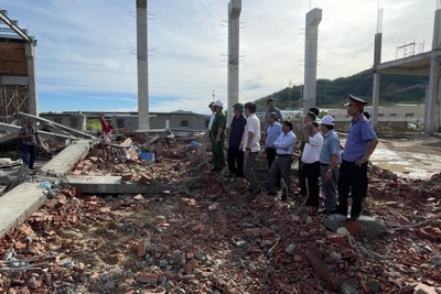 Bình Định: Khởi tố vụ sập tường trong khu công nghiệp làm 5 người tử vong