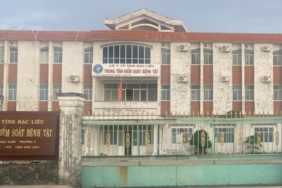 Cảnh cáo 3 cán bộ CDC Bạc Liêu liên quan vụ Việt Á 