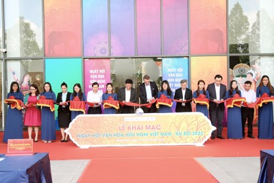 Khai mạc Ngày hội Văn hóa hữu nghị Việt Nam - Ấn Độ tại Bình Dương