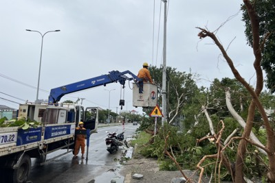 Khắc phục các sự cố điện do ảnh hưởng bão NORU