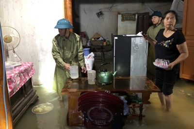 Nghệ An: Nhiều huyện ngập cục bộ, sơ tán dân trong đêm