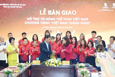 Tiếp nhận 5 tỷ đồng hỗ trợ tài năng thể thao Việt Nam