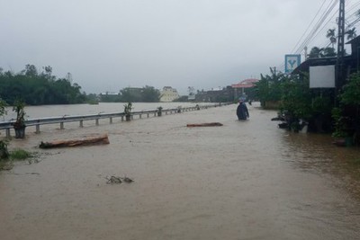 Thủ tướng yêu cầu chủ động ứng phó mưa lũ tại các tỉnh Trung Bộ