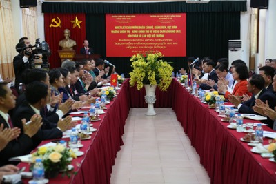 Trường Đào tạo cán bộ Lê Hồng Phong trao đổi, hợp tác với Trường Chính trị - Hành chính Thủ đô Viêng Chăn