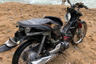 Sạt lở thủy điện Kà Tinh: Tìm thấy xe máy của người bị mất tích