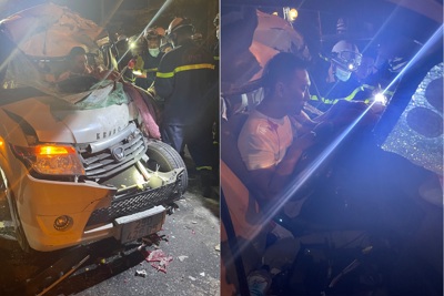 Mắc kẹt trong cabin ô tô sau tai nạn, thanh niên được cảnh sát giải cứu