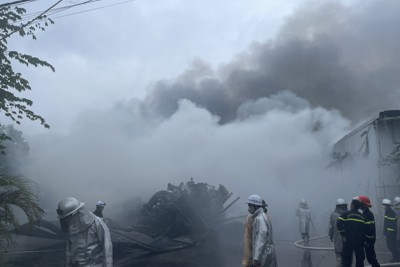 Xác định một người chết trong vụ cháy xưởng ở chợ 365 Hà Đông 