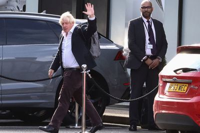 Khả năng ông Johnson quay lại làm Thủ tướng Anh gây tranh cãi