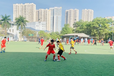 30 đội tham gia Giải bóng đá thiếu niên - nhi đồng quận Thanh Xuân