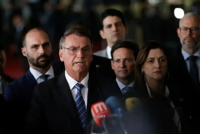 Tổng thống Brazil "phá vỡ im lặng" sau 2 ngày thất cử