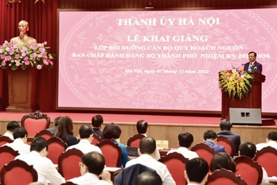 Hà Nội: Khai giảng lớp bồi dưỡng cán bộ quy hoạch nguồn BCH Đảng bộ TP