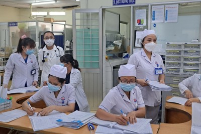 TP Hồ Chí Minh: 138 nhân viên y tế của Bệnh viện Trưng Vương nghỉ việc