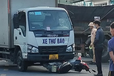 Tai nạn giao thông mới nhất (15/11): Xe thư báo đâm xe máy, một người chết