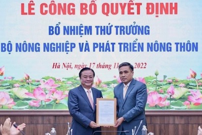 Công bố quyết định bổ nhiệm Thứ trưởng Bộ NN&PTNT Nguyễn Quốc Trị