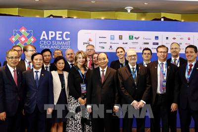 Chủ tịch nước Nguyễn Xuân Phúc dự tọa đàm với Liên minh Doanh nghiệp Hoa Kỳ-APEC