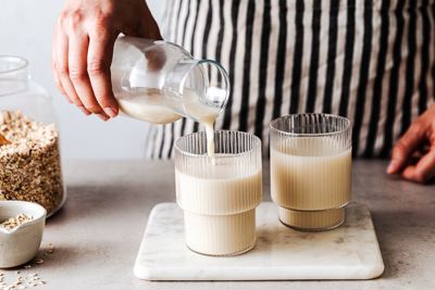 Uống loại sữa thực vật để bạn và hành tinh khoẻ mạnh