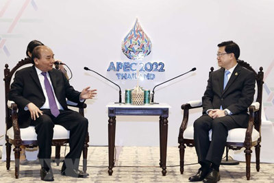 Chủ tịch nước tiếp quan chức Hong Kong và IMF bên lề APEC 2022 