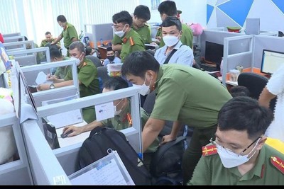 TP Hồ Chí Minh: Bắt giam 13 đối tượng chuyên gọi điện khủng bố người nợ