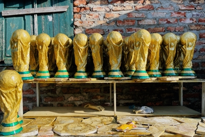 Khám phá cơ sở sản xuất cúp vàng World Cup “made in Viet Nam”