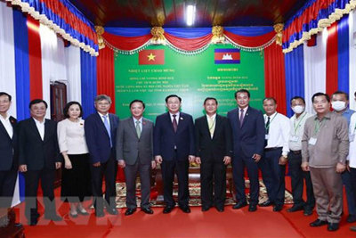 Việt Nam-Campuchia khai thác thế mạnh trong hợp tác địa phương 