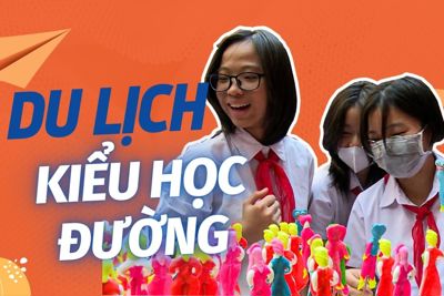 Học sinh Hà Nội lên phố cổ du lịch học đường