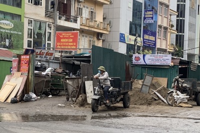 Bất an “điểm nóng” trật tự đô thị trên phố Giang Văn Minh, quận Ba Đình