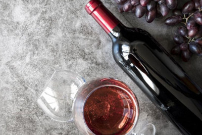 7 lợi ích tuyệt vời của rượu vang đỏ với sức khỏe
