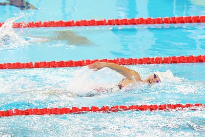 Ánh Viên giành 2 HCV, phá kỷ lục Đại hội ngày đầu môn bơi khởi tranh