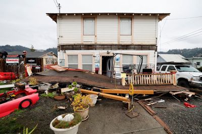 Mỹ: Hàng chục ngàn người chịu cảnh mất điện sau động đất 6,4 độ richter