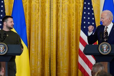 Ông Biden cam kết Mỹ sát cánh Ukraine đến cùng