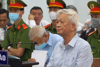 Cựu Chủ tịch UBND tỉnh Khánh Hòa Nguyễn Chiến Thắng kêu oan tại tòa