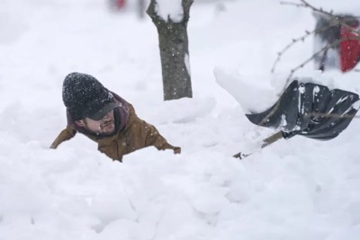 Số người thiệt mạng trong bão tuyết lịch sử Mỹ tăng cao